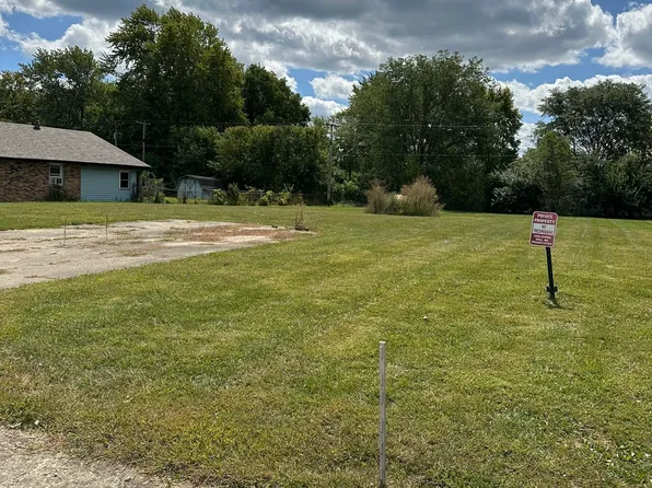 121 Darin Ct, Anderson, IN 46012