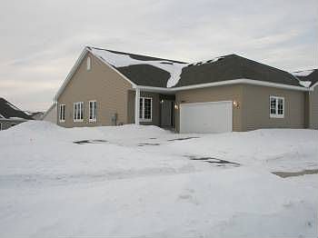 5th image of 20657 Eastview Ave