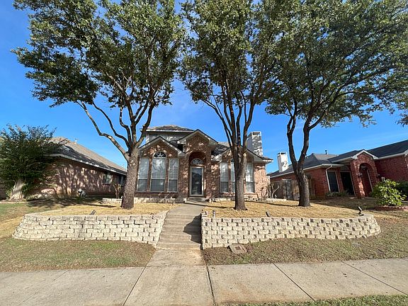 2nd image of 1437 Saint Gallen Ln