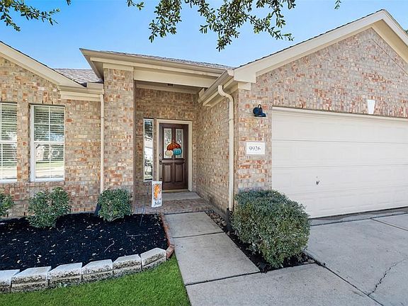 4th image of 9926 Driftwood Park Dr