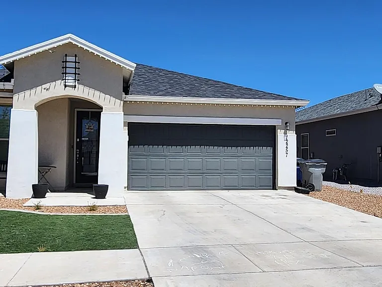 12257 Desert Snow Ct — Photo 1