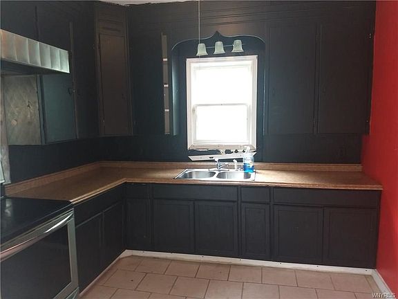 5th image of 1717 Pierce Ave