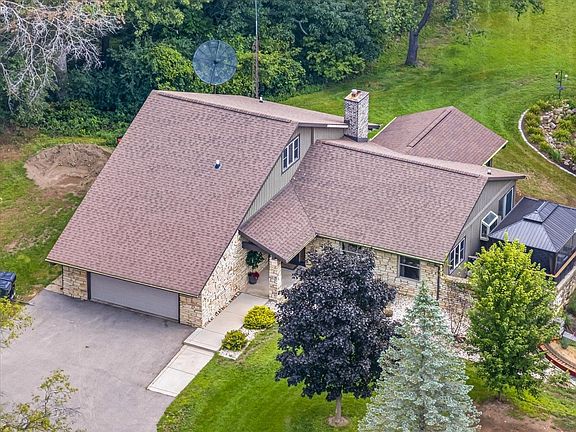 4th image of 2670 N Britt Rd