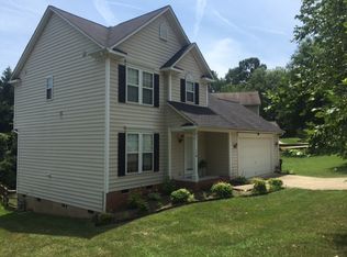 110 Red Tip Ln, Mooresville, NC 28117