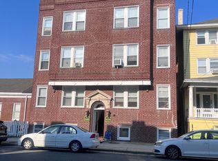 11 S Oakland Ave #C-1, Ventnor City, NJ 08406