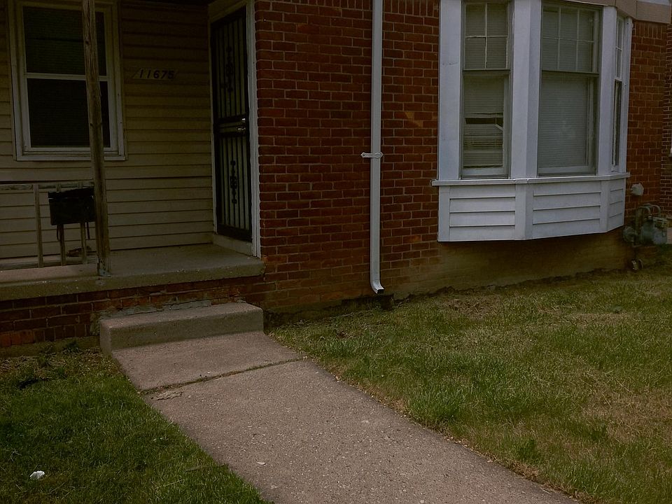 2nd image of 11675 Wayburn St