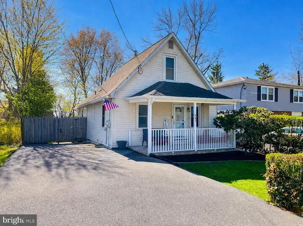 241 Summer Ave, Horsham, PA 19044