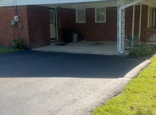 104 Oakwood Dr, Decaturville, TN 38329
