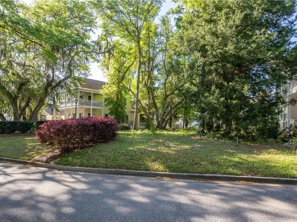 32 Sweet Olive Dr, Beaufort, SC 29907