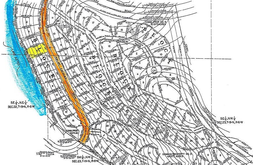 2nd image of Hualapi Dr