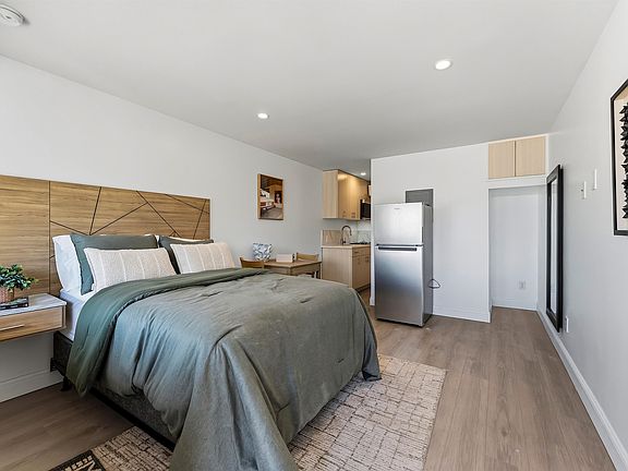 2nd image of 511 E 11th Ave #108