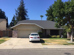 2533 Meadow Oak Dr, Modesto, CA 95355