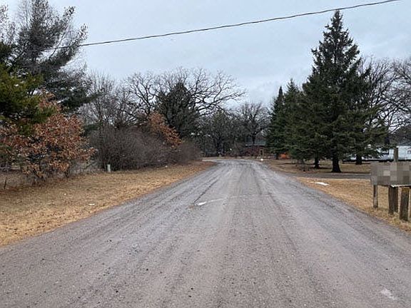 4th image of 38134 Clara Ave