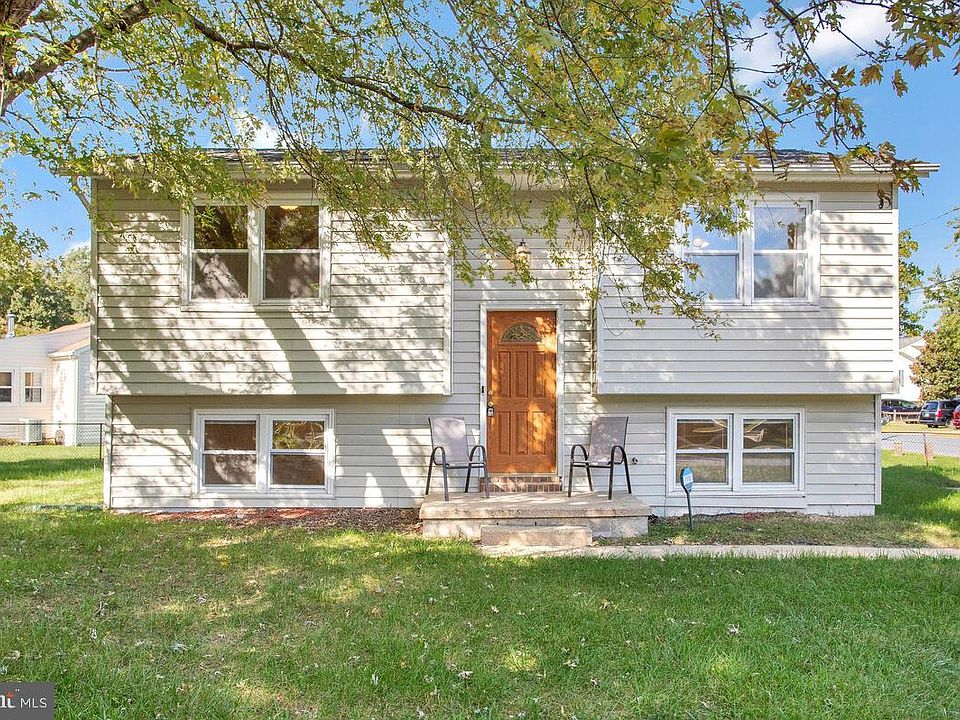 1st image of 1592 Dulaney Ln