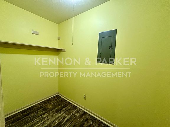 5th image of 4508 Greenridge Dr