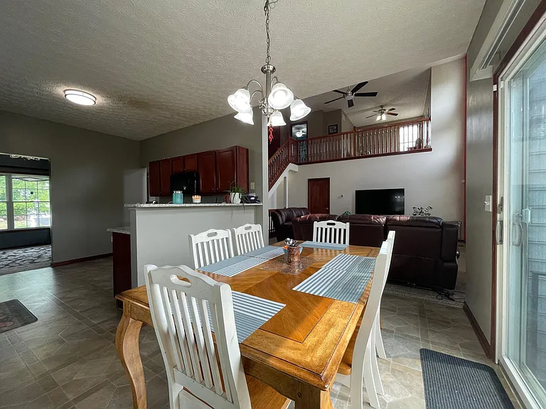 7192 Trillium Dr — Photo 25
