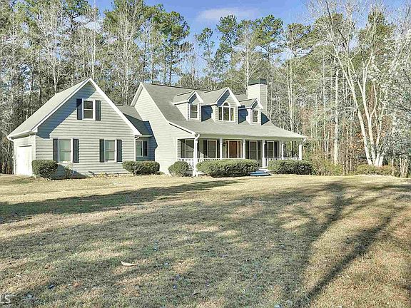 2nd image of 70 Woodmoor Dr