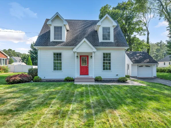 135 West Street, Cromwell, CT 06416