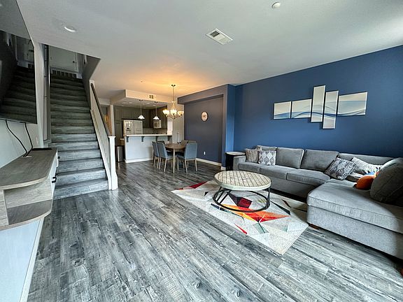 3rd image of 22919 Mariposa Ave Unit 405