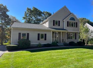 21 Laurelwood Dr, Worcester, MA 01605