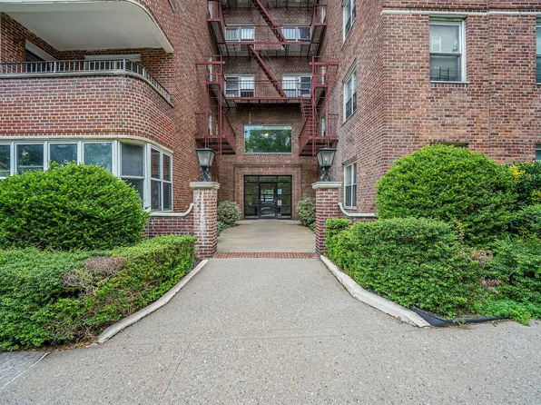 67-66 108th Street image 33 of 36