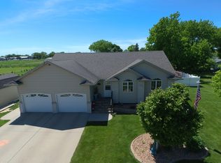 1099 Michigan Ave SW, Huron, SD 57350