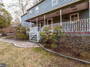 242 S Sugan Rd, New Hope, PA 18938