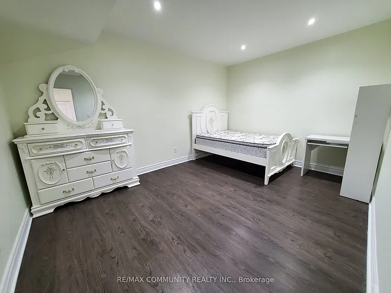 4 Elliottglen Dr #BASEMENT — Photo 7