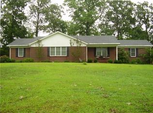 890 Applewood Rd, Murray, KY 42071