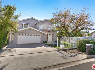 23314 Friar St, Woodland Hills, CA 91367