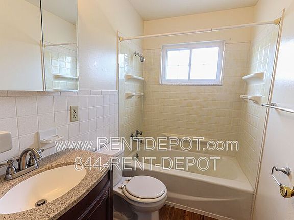 5th image of 2843 Ravenswood Dr