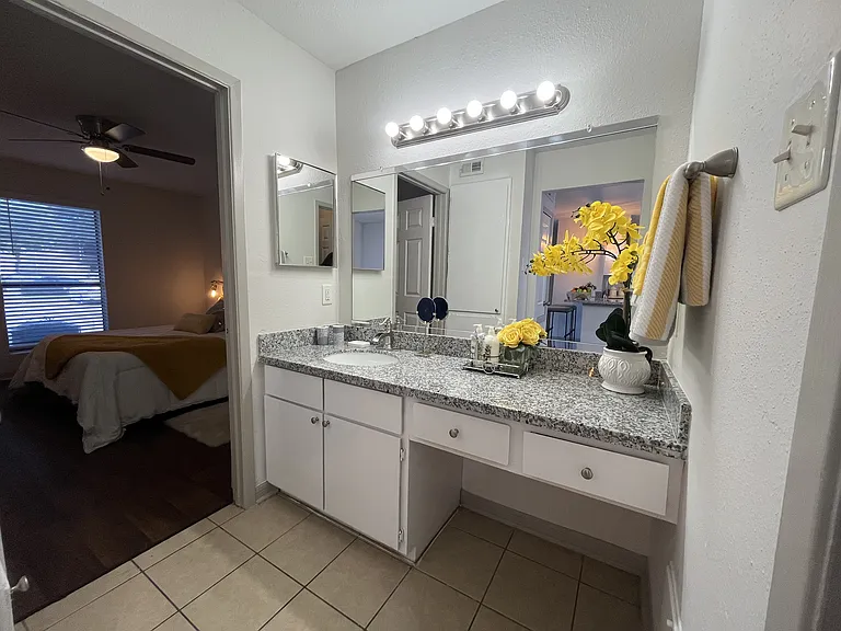 The Park @ Live Oak Apartments — Photo 30