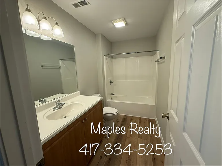 141 Scotch Pine Ct — Photo 13