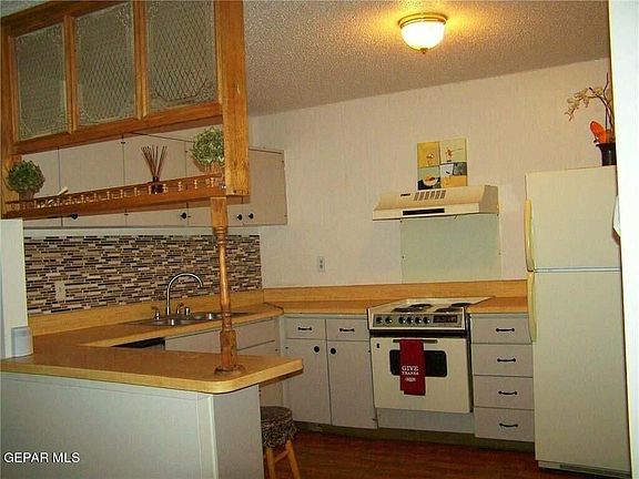 5th image of 6400 Edgemere Blvd APT 6