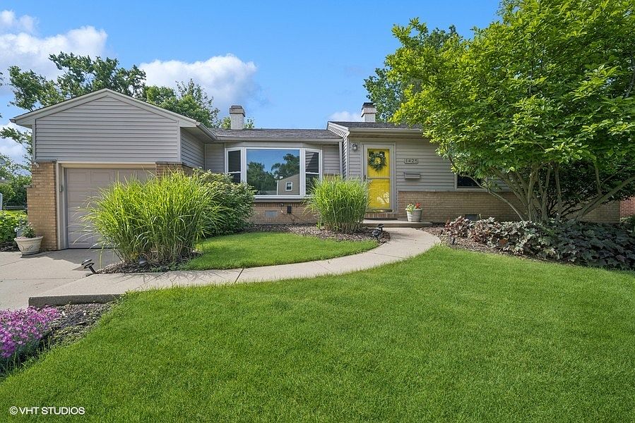 1st image of 1425 E Joan Dr