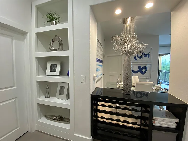 1901 Post Oak Blvd #3503 — Photo 15