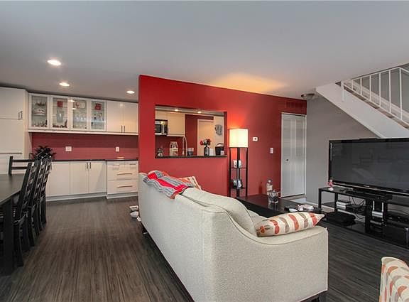 3rd image of 23585 Stonehenge Blvd #1