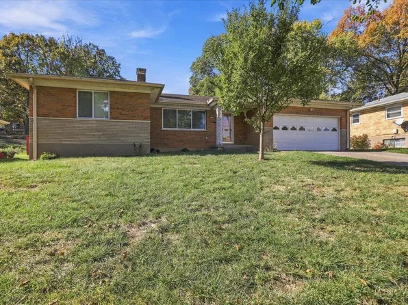 5939 Thornhill Ave, Cincinnati, OH 45224