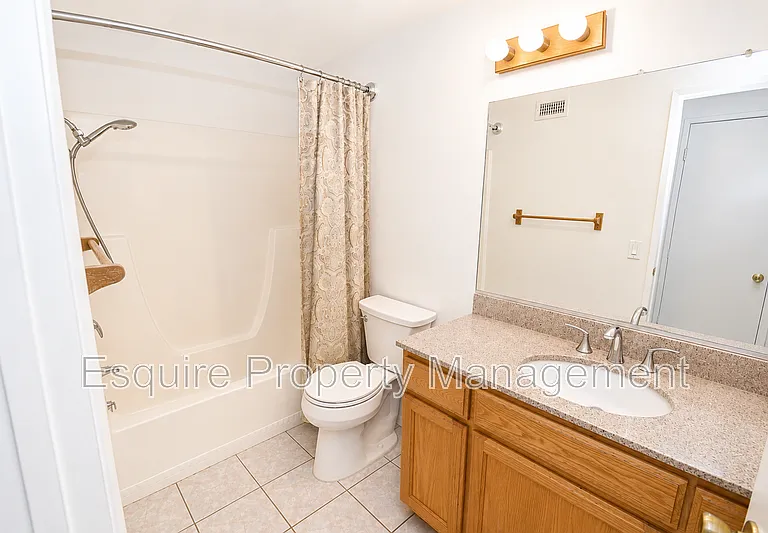 2065 Pamela St — Photo 17