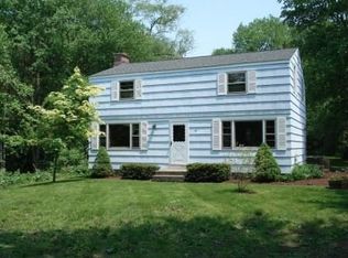 45 Kennedy Dr, Enfield, CT 06082