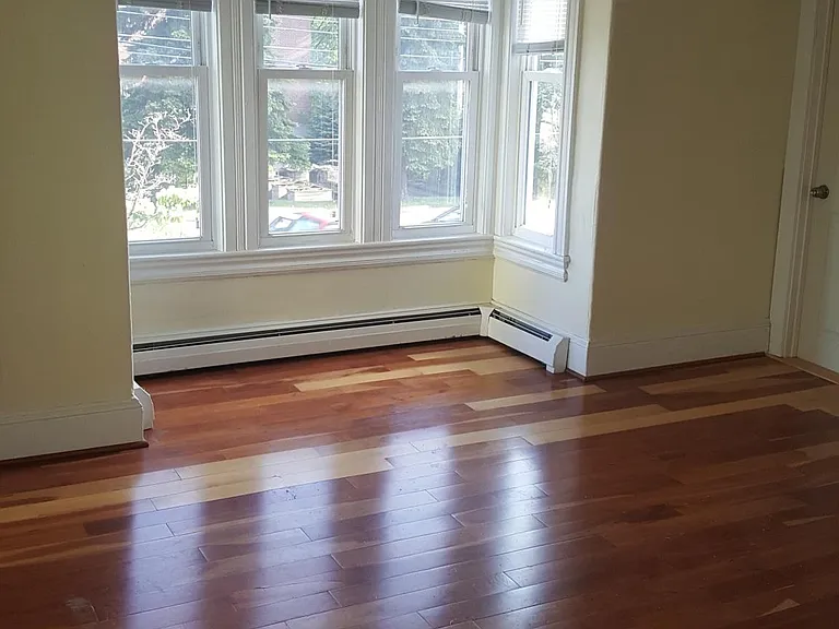 196 Park Ave #2 — Photo 2