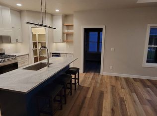 4804 N Vincent Dr, Appleton, WI 54913