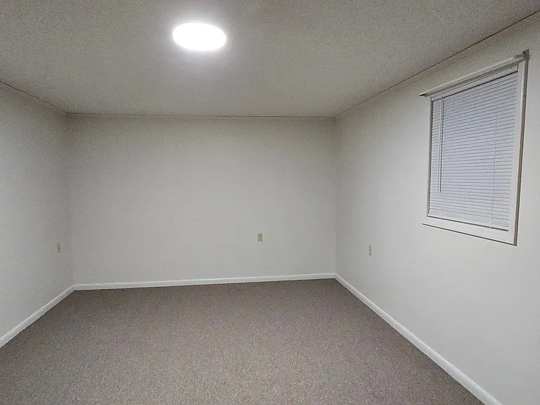 4347 Duncan Dr #2 — Photo 10