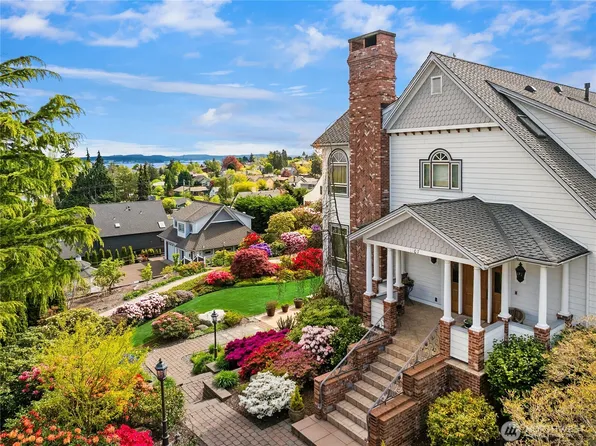 1107 Madison Street, Port Townsend, WA 98368