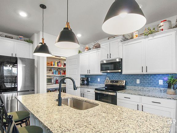 4th image of 12523 Pheasant Run