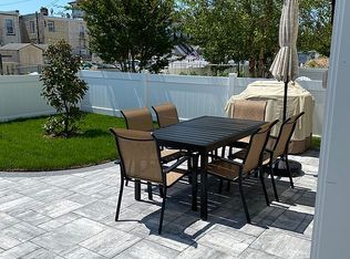 615 Simpson Ave, Ocean City, NJ 08226