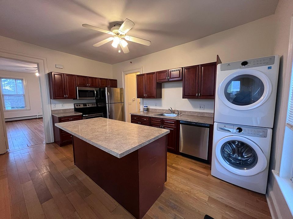 Updated Kitchen with Washer, Dryer, Dishwasher, and large island