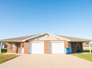 130 Rylee Cir UNIT A, Holts Summit, MO 65043