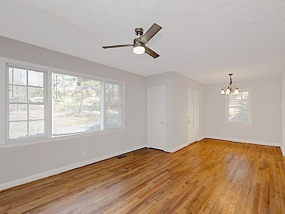 5th image of 5094 Hale Dr