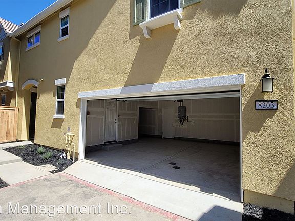 2nd image of 8203 Zenia Ln